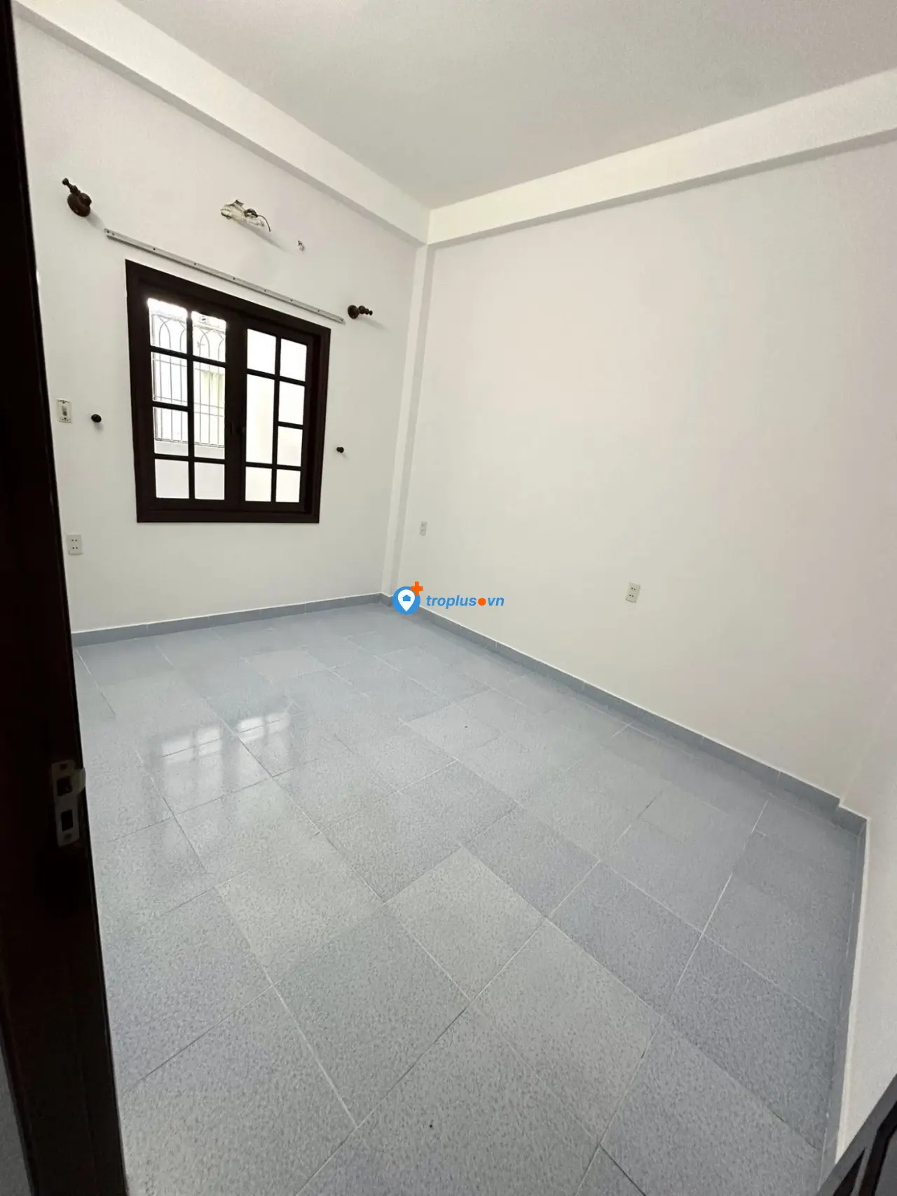 Cho thuê tầng 3 nhà nguyên căn tại 142 Hà Huy Giáp – gần Trường Ngoại Ngữ, Cẩm Lệ, Đà Nẵng (3.8 triệu/tháng)