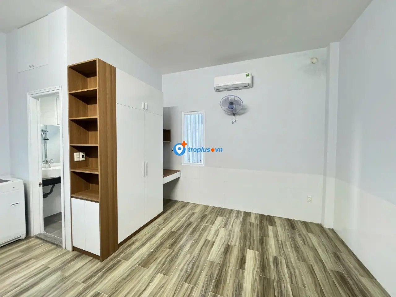 Cho thuê căn hộ Lê Đình Lý Thanh Khê – full nội thất, có ban công, giá 5tr5