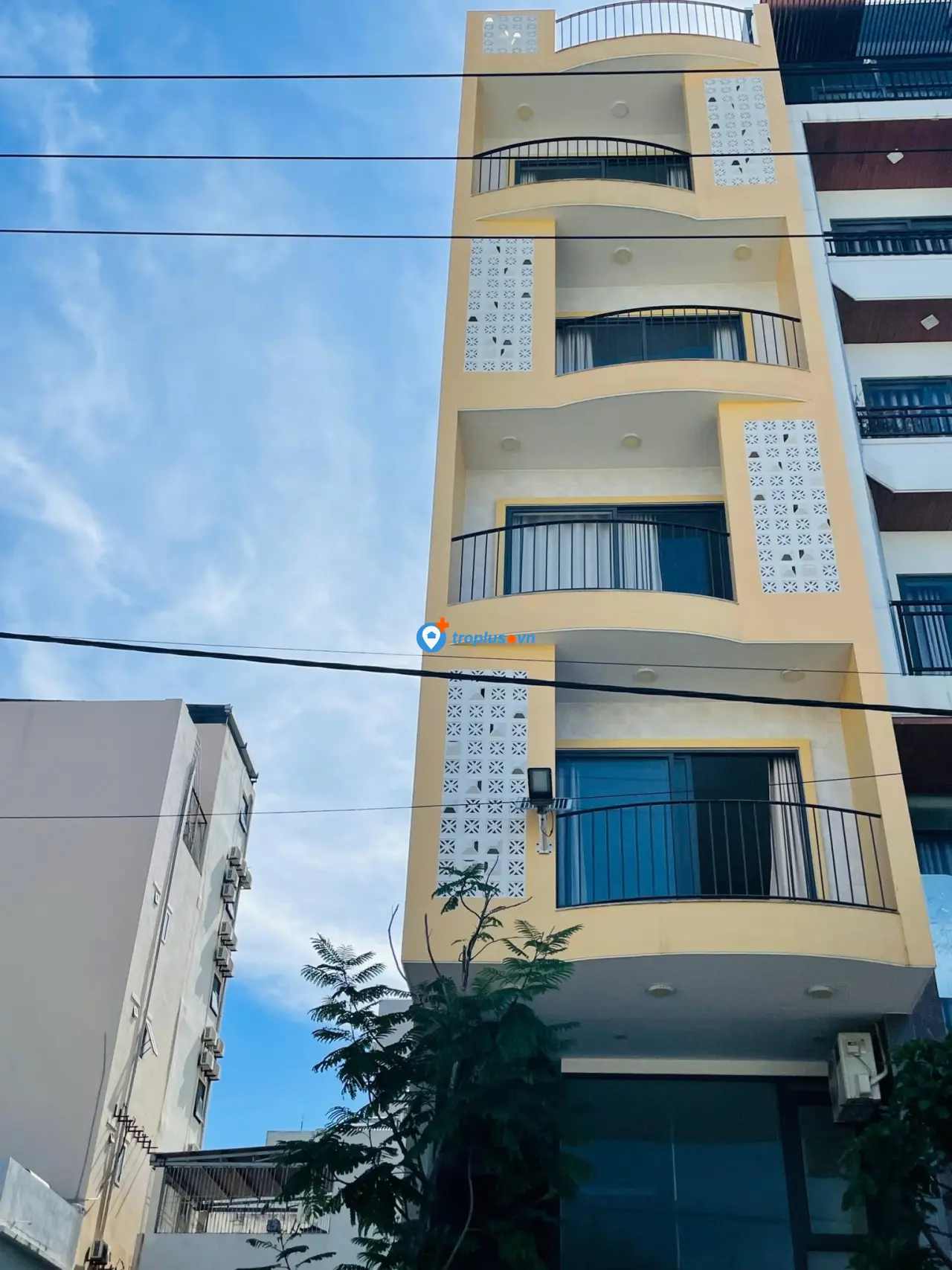 Cho thuê căn hộ 45m² có ban công, full nội thất – Nguyễn Cơ Thạch, Ngũ Hành Sơn, Đà Nẵng